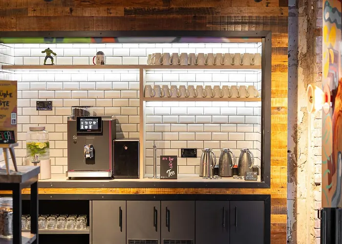 Moxy Cork